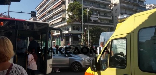 Θεσσαλονίκη: Τρεις τραυματίες σε λεωφορείο του ΟΑΣΘ
