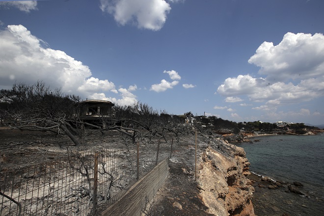 Ενίσχυση 6.000 ευρώ στα άτομα που υπέστησαν τραυματισμό στις φωτιές