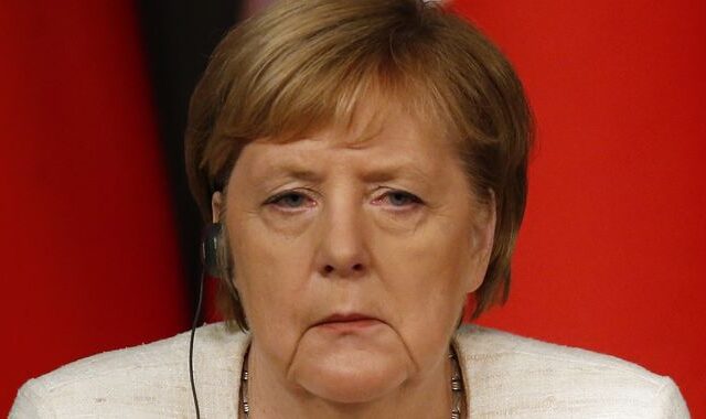 “Όχι” της Γερμανίας στις πολεμικές αποζημιώσεις λίγο πριν την επίσκεψη Μέρκελ