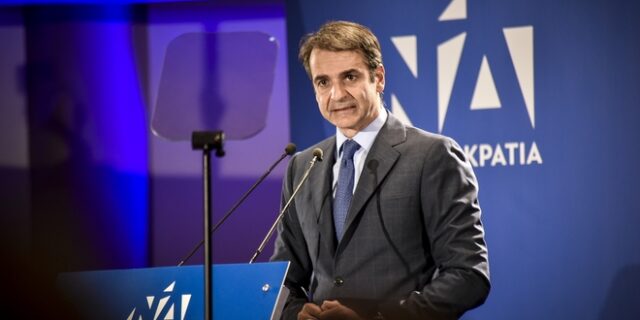 Μητσοτάκης: Αδύναμος ο Τσίπρας, δεν ελέγχει τον υπουργό Άμυνας
