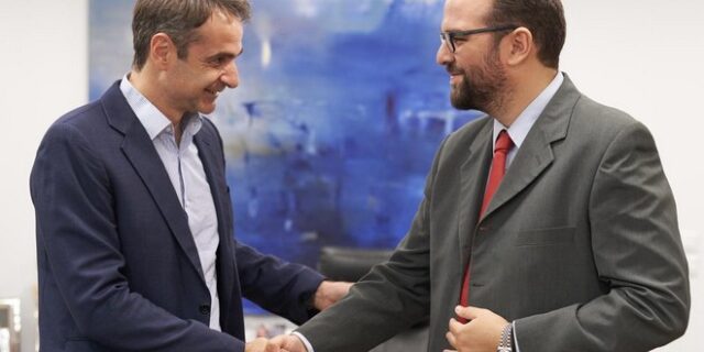 Ευχές Μητσοτάκη στον υποψήφιο περιφερειάρχη Δυτικής Ελλάδας, Νεκτάριο Φαρμάκη