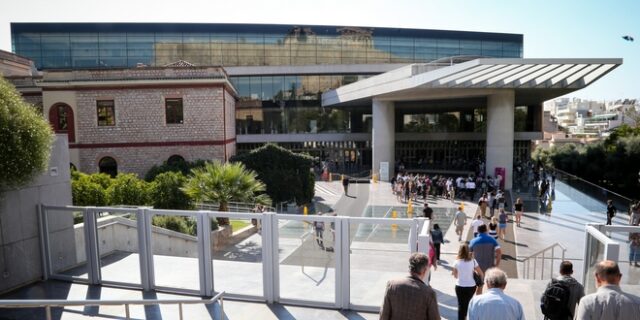 Το Μουσείο Ακρόπολης γίνεται ζωντανό έκθεμα – Ανασκαφή κάτω από το κτίριο