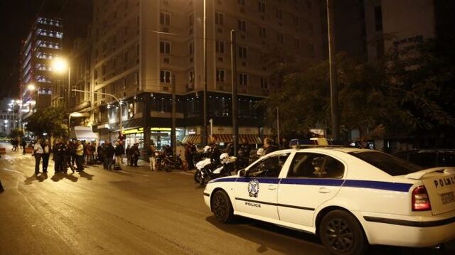 Πάτρα: Γυαλιά-καρφιά κατάστημα εστίασης από επίθεση αγνώστων με ρόπαλα