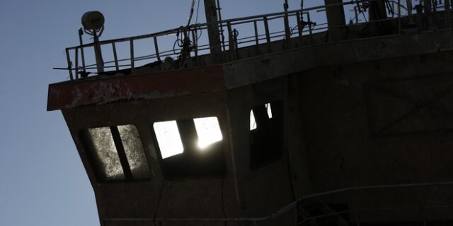 Φορτηγό πλοίο ναυάγησε κοντά στις τουρκικές ακτές: 2 νεκροί, 4 αγνοούμενοι