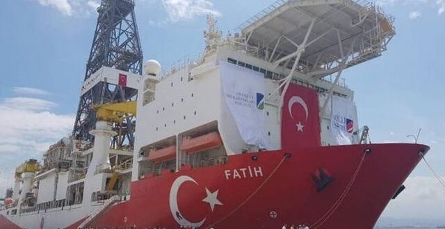 Βίντεο: Το τουρκικό γεωτρύπανο “Πορθητής” ανοιχτά της Αττάλειας