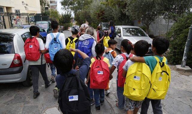 Σάμος: Επιτέθηκαν σε δάσκαλο σε σύσκεψη γονέων για τα προσφυγόπουλα