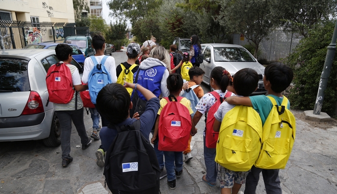 Σάμος: Επιτέθηκαν σε δάσκαλο σε σύσκεψη γονέων για τα προσφυγόπουλα