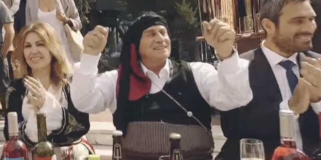 Πόντιος συμπέθερος σε βίντεο κλιπ ο Παναγιώτης Ψωμιάδης