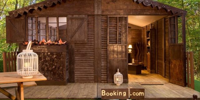 Στη Γαλλία μπορείς να περάσεις μια νύχτα σε ένα σαλέ φτιαγμένο εξ’ ολοκλήρου από σοκολάτα