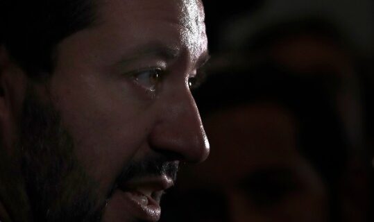 Σαλβίνι: Ο Μακρόν ευθύνεται για τις διαδηλώσεις στη Γαλλία