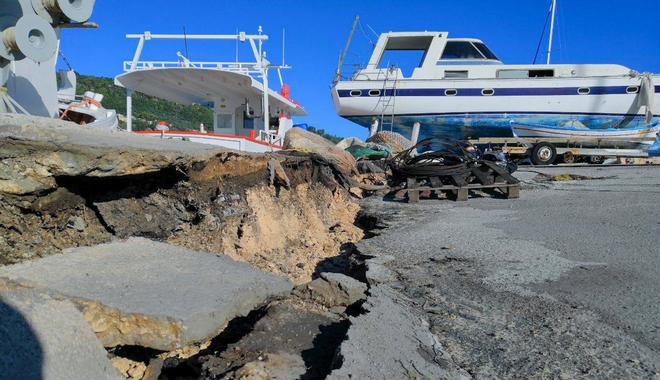 Σεισμός στη Ζάκυνθο: “Η γη θα τρέμει για δυο βδομάδες” – Τι προβληματίζει τους σεισμολόγους