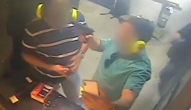 Έβαλε οπλισμένο περίστροφο στον κρόταφο του κολλητού του για να βγάλει selfie