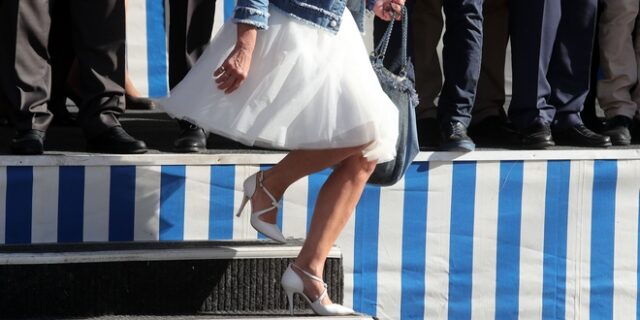 Παρέλαση 28η Οκτωβρίου: Το τούλι της Πατουλίδου έκλεψε τα φλας