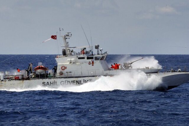 Νέες τουρκικές προκλήσεις: Προσπάθησαν να τραβήξουν ψαροντουφεκά στην Τουρκία