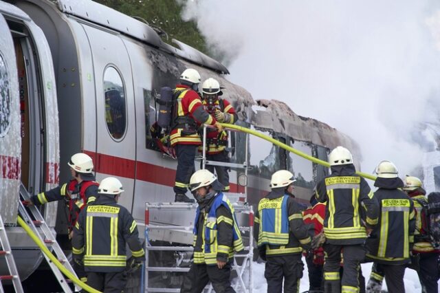 Γερμανία: Φωτιά σε τρένο υψηλής ταχύτητας με 510 επιβάτες