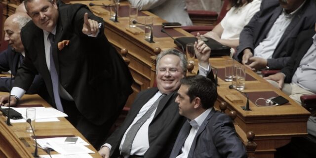 Το παρασκήνιο της παραίτησης Κοτζιά και η ρελάνς Τσίπρα