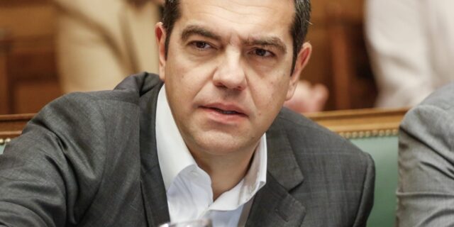 Ο διπλός στόχος Τσίπρα με την αποδοχή της παραίτησης Κοτζιά