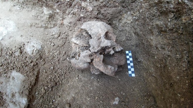“Εξαιρετικά απόκοσμη” ανακάλυψη: 10χρονο “βαμπίρ” βρέθηκε σε νεκροταφείο
