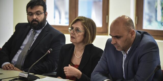 Ζορμπά: Να συνειδητοποιήσουν όλοι τι είναι να κλείνουν την Ακρόπολη