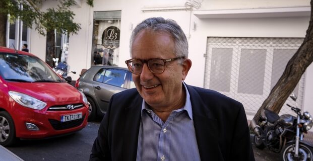 Αλιβιζάτος υπέρ της συνεργασίας με ΚΙΝΑΛ και κατά κριτικής σε Σημίτη