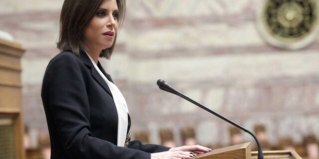 Ασημακοπούλου: Άλλοι καταδίκαζαν το κεφάλαιο και τώρα το συναναστρέφονται