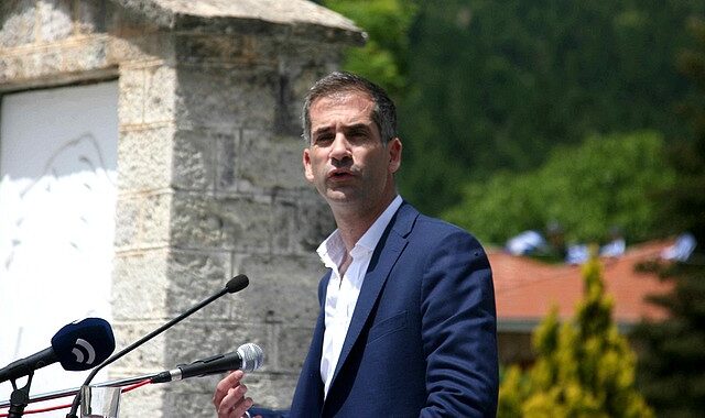 O Μπακογιάννης άρχισε τις περιοδείες