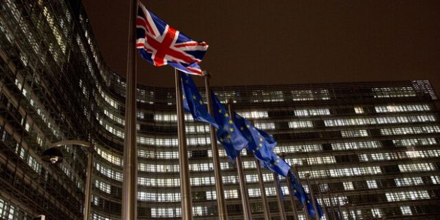 Brexit: Τέσσερα σενάρια, δεκαπέντε μέρες