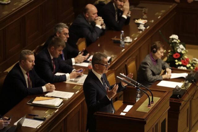 Τσεχία: Η κυβέρνηση του Αντρέι Μπάμπις επέζησε της πρότασης μομφής