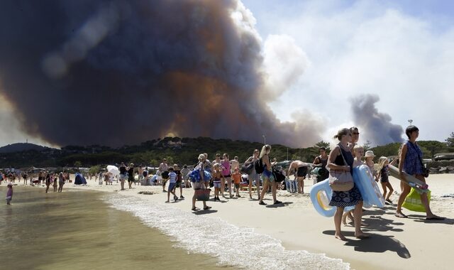 Κλιματική αλλαγή: Η υπερθέρμανση ανάβει φωτιές στην Μεσόγειο