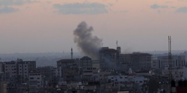 Γάζα: Οι εχθροπραξίες συνεχίζονται παρά την ανακοίνωση για κατάπαυση του πυρός