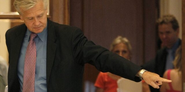 ΔΝΤ: Επιμένει μεν για τις συντάξεις, αλλά πετάει το μπαλάκι στους Ευρωπαίους