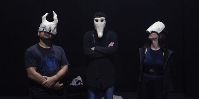 Περιμένοντας τον Γκοντό: Η προσμονή για την αλλαγή που ποτέ δεν έρχεται