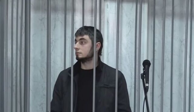 Κάθειρξη 14 ετών στον “απατημένο” Ρώσο που έκοψε τα χέρια της γυναίκας του με τσεκούρι