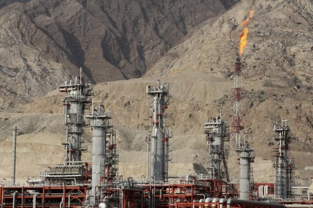 ΗΠΑ: Κυρώσεις σε ρωσικές εταιρείες που προμήθευαν ιρανικό πετρέλαιο τη Συρία