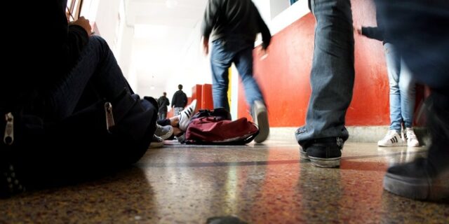 Το επικίνδυνο παιχνίδι με τις καταλήψεις σχολείων για το Σκοπιανό