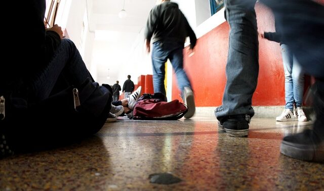 Το επικίνδυνο παιχνίδι με τις καταλήψεις σχολείων για το Σκοπιανό