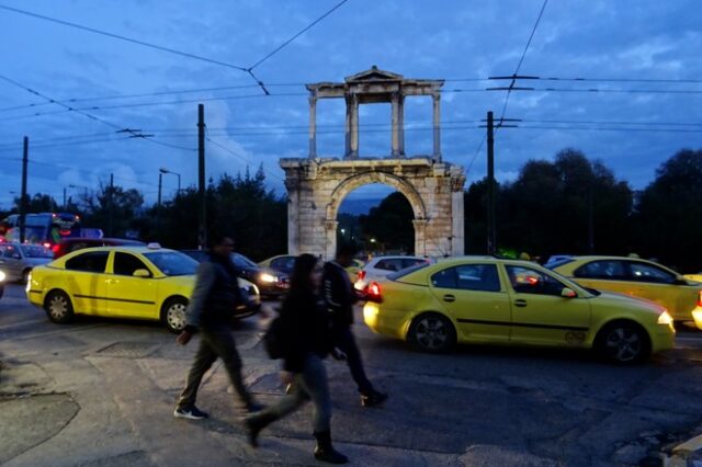 Κίνηση στους δρόμους: Ομαλά η κυκλοφορία των οχημάτων