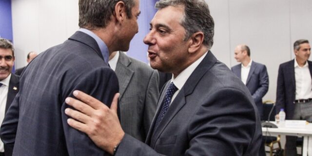 Ενόχληση στη ΝΔ για Κορκίδη και άδειασμα για το δήμο Πειραιά
