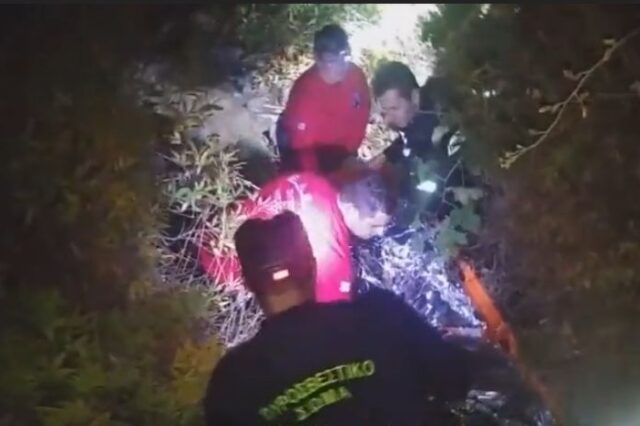 Κρήτη: Καρέ-καρέ η επιχείρηση διάσωσης 25χρονης στο φαράγγι του Ρίχτη