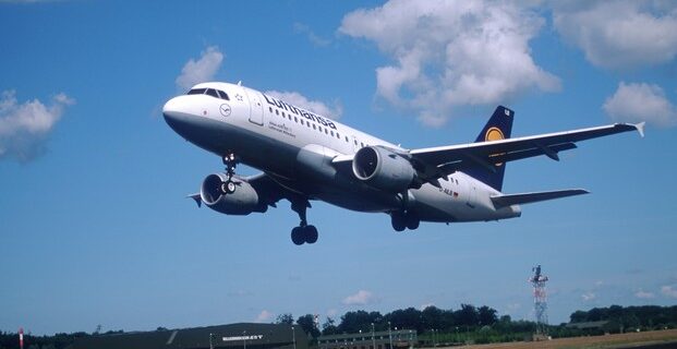 Κορονοϊός: Η Lufthansa ακυρώνει περίπου 7.100 πτήσεις έως το τέλος Μαρτίου