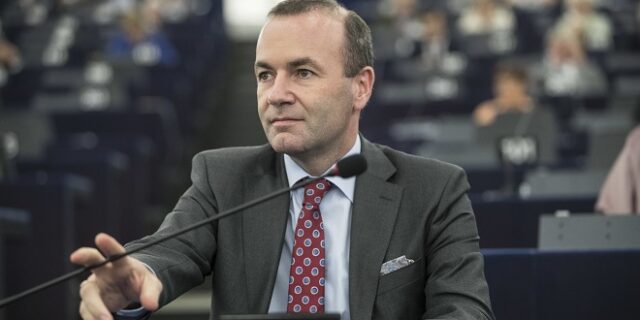 Βέμπερ προς Βρετανία: Πείτε μας τι θέλετε για το Brexit