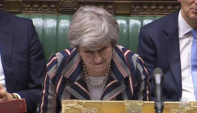 Το brexit στον αέρα μετά την απόφαση της Μέι να αναβάλει την ψηφοφορία