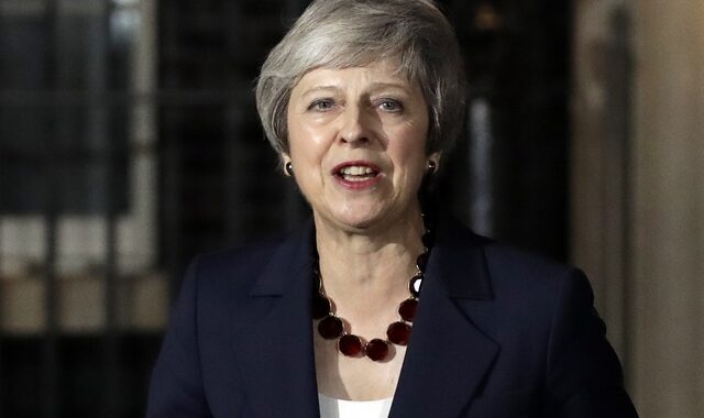Βρετανία: Παραίτηση της Μέι το καλοκαίρι αναμένουν υπουργοί