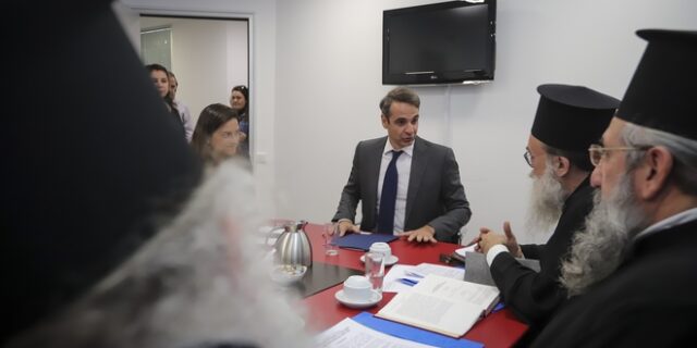 Μητσοτάκης: Η ΝΔ δεν θα αναγνωρίσει μονομερή αλλαγή στο καθεστώς μισθοδοσίας των κληρικών