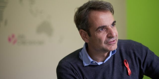O Μητσοτάκης με τη “Θετική Φωνή”. Εξήγγειλε υποχρεωτική σεξουαλική αγωγή στα σχολεία