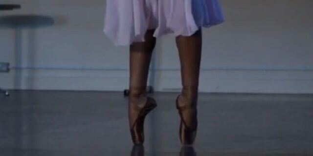 Οι πουέντ του μπαλέτου αλλάζουν χρώμα και υπάρχει ένας πολύ καλός λόγος γι αυτό