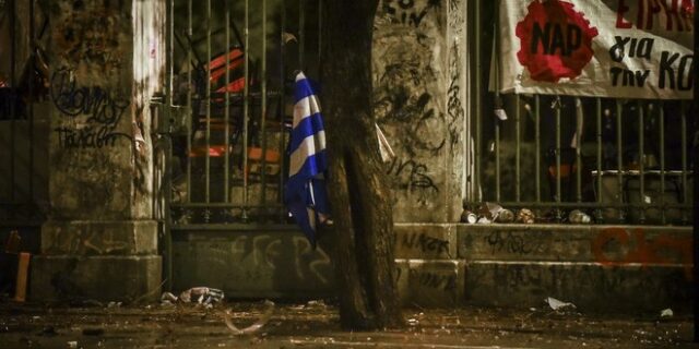 Στον εισαγγελέα οι συλληφθέντες για τα επεισόδια
