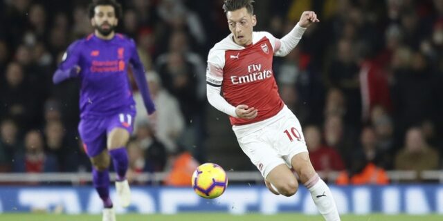 Στην Cosmote TV η Premier League
