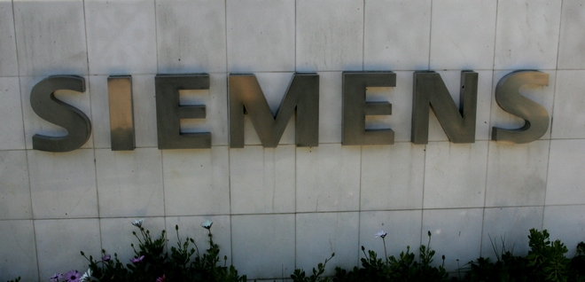 Υπόθεση C4I – Siemens: Τα ημερολόγια της γραμματέως του Χριστοφοράκου ξανά στο επίκεντρο της αντιπαράθεσης