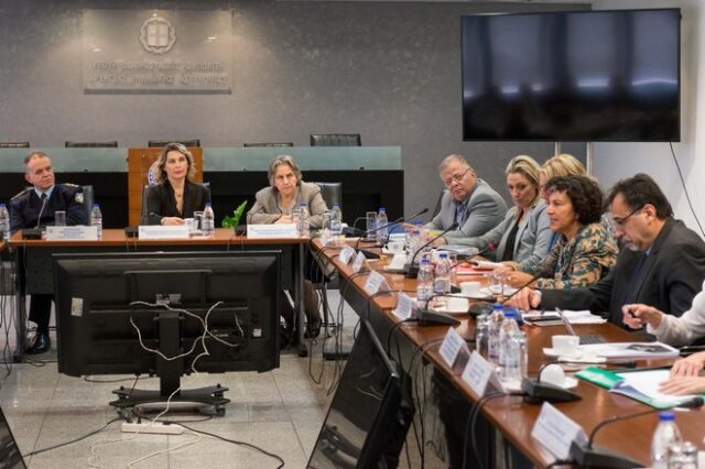Σύσκεψη στο Υπουργείο Προστασίας του Πολίτη με εκπροσώπους φορέων προστασίας ανηλίκων